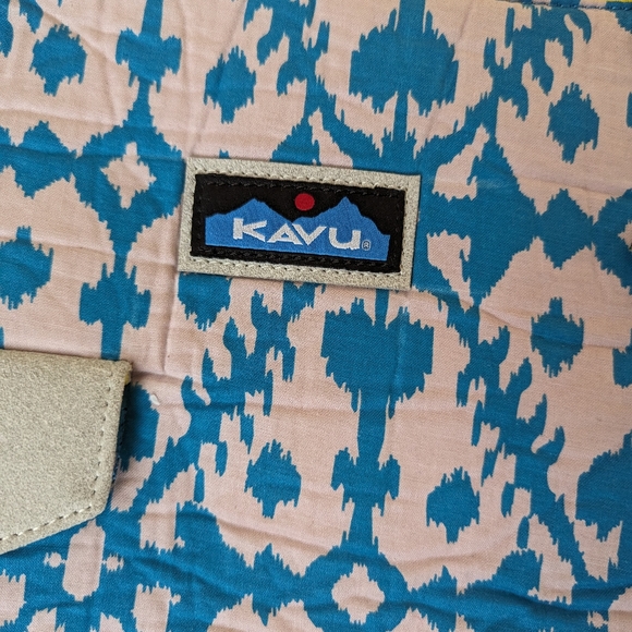KAVU Barbs Bag Crossbody Bag Padded Travel Purse - Picture 7 of 12